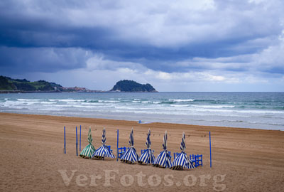 Mal tiempo en la playa de Zarautz, Euskadi